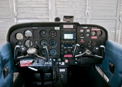 OE-DTB - Cockpit